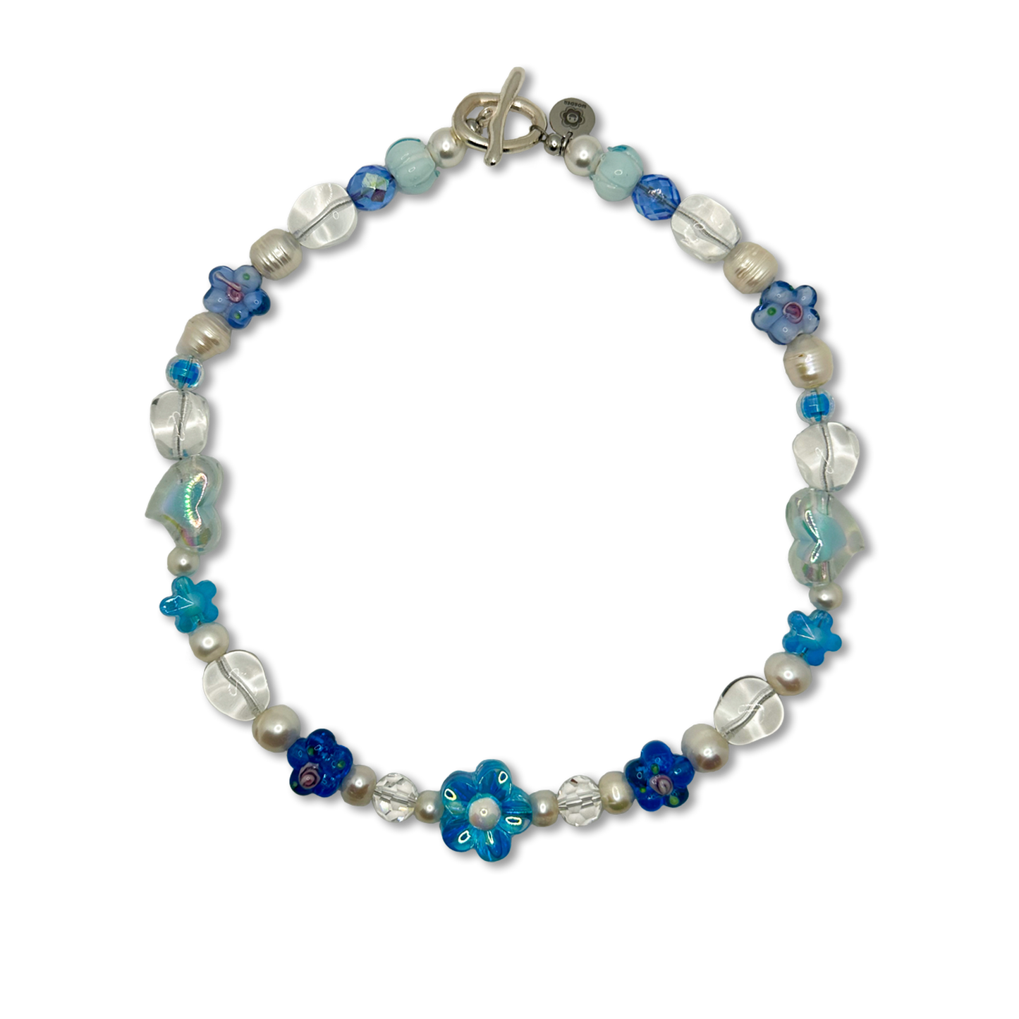 The Palawan handmade pearl necklace. Made with real freshwater pearls.